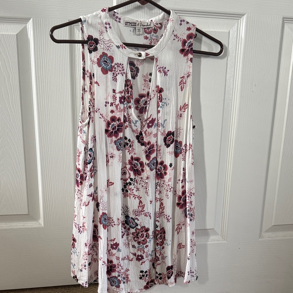 Gypsies & Moondust Floral Sleeveless Blouse - White and Burgundy